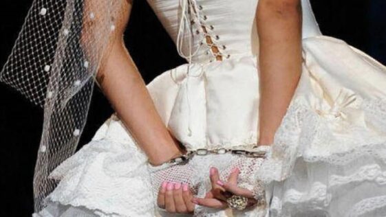 Ανέκδοτο: Τα [email protected] και η πρώτη νύχτα γάμου ! Τρελό γέλιο