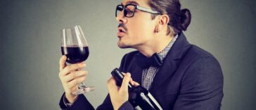 ΑΝΕΚΔΟΤΟ: Ο Σομελιέ και το ΝΙΝΙ. Τρελό γέλιο