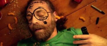 Ανέκδοτο: Το πάρτυ, ο μεθυσμέν@ς και το τριαντάφυλλο …! Τρελό γέλιο