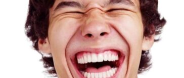 Ανέκδοτο: Ο Ψυχίατρος, το ζευγάρι και το λαμπάκι του ψυγείου …! Τρελό γέλιο