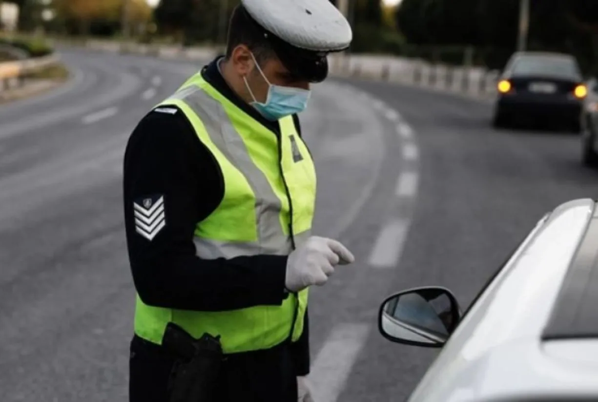 Ανεκδοτάρα με οδηγό τον Λάκη: Ο έλεγχος της αστυνομίας